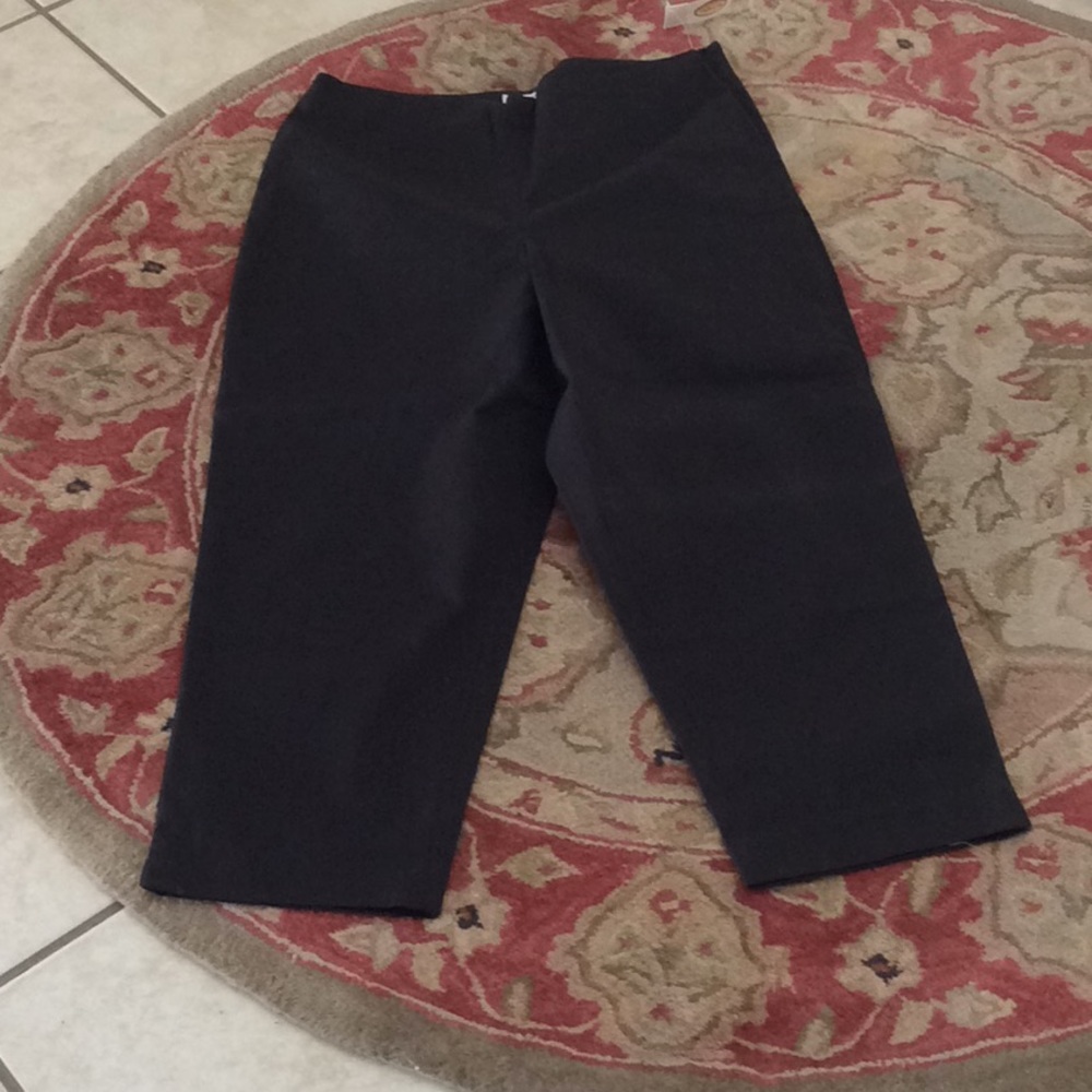 Black, Stretch Crops